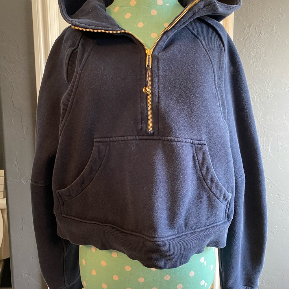 Lululemon Scuba Navy Blue Hoodie with Gold Zipper Size M/L